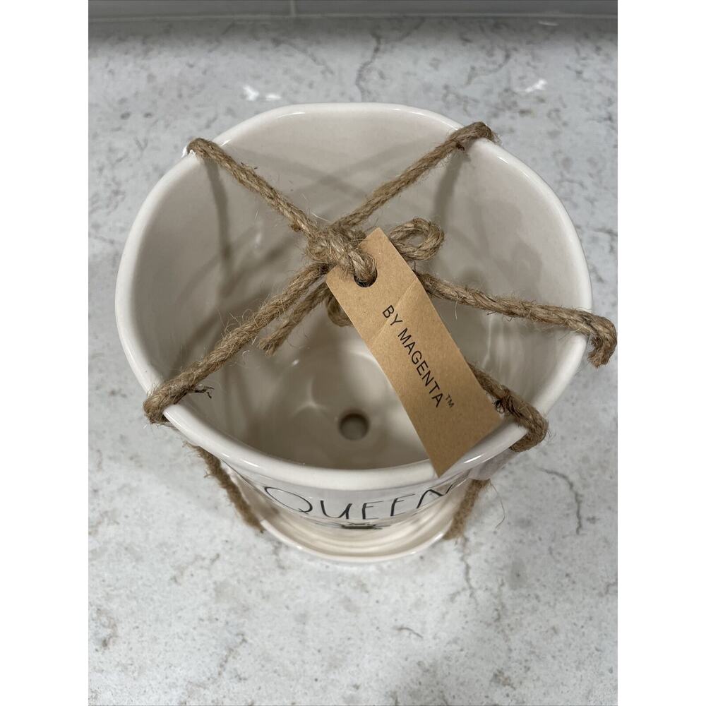QUEEN BEE Rae Dunn Embossed Ceramic White 7.5” Planter w/ Saucer & Drain Hole - Picture 2 of 7